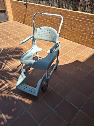 Silla de ducha Etac Clean