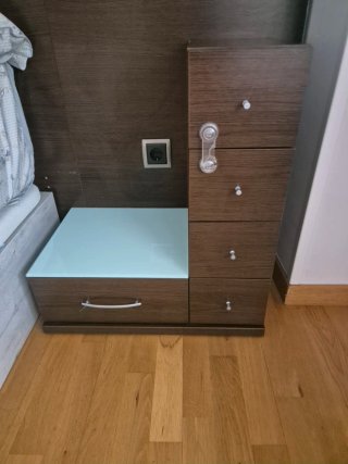 Cómoda y mesitas de noche