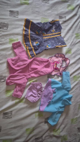 Lote de muñecas