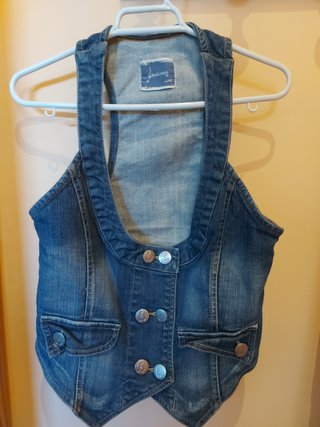 Chaleco vaquero Stradivarius azul
