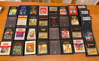 Atari 2600 + 35 juegos, 3 joysticks, paddle