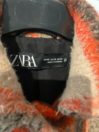 Chaqueta Zara cuadros marrón y naranja