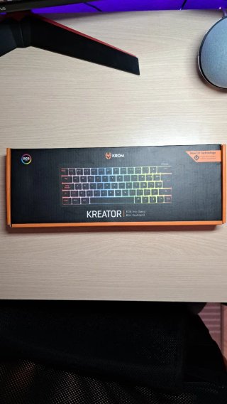 Teclado Mecánico Krom Kreator RGB