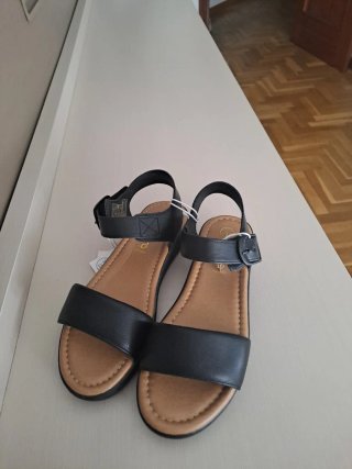 Sandalias mujer.