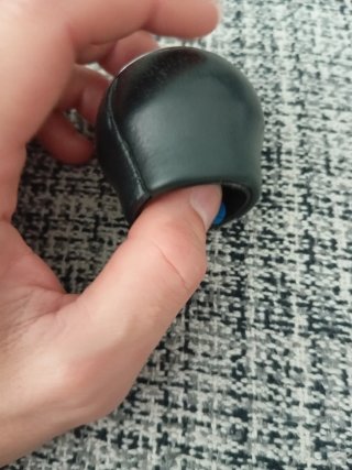 Pomo cambio Toyota Yaris P13