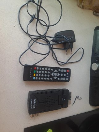 TDT Sunstech DTBP600HD con mando y caja