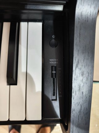 Piano Digital Kawai KDP 120