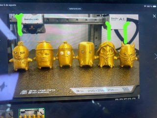 Figuras Fortnite Impresas 3D Doradas
