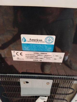 Dispensador de agua fría