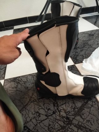 Botas de moto talla 43 nuevas
