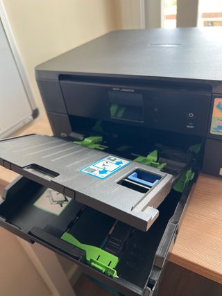 Impresora Brother DCP-J562DW Negra