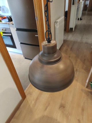 Lámpara colgante metálica marrón