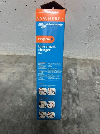 Cargador Victron Blue Smart IP65 12V 10A