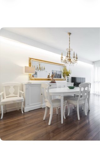 Conjunto Comedor: Mesa, Buffet y 6 Sillas