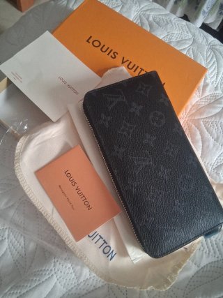 Portamonete Louis Vuitton nero nuovo intonso