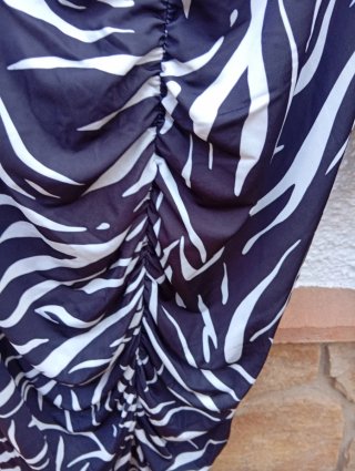 Vestido estampado cebra manga larga