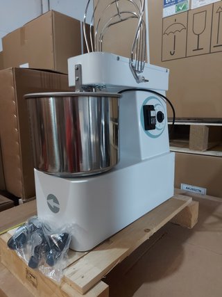 IMPASTATRICE EVO 10LT PER 8KG DI MASSA TOTALE