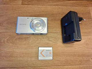 Sony Cyber-shot DSC-W610 Cámara Digital Plata
