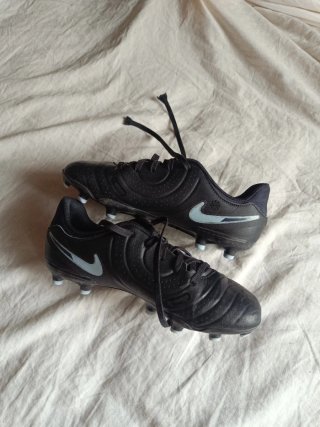 Botas de fútbol Nike Talla 36