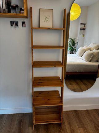Estanteria escalera madera pino Karup Design