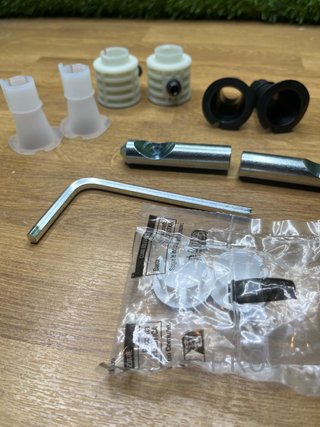 Fijación oculta para sanitarios Fischer