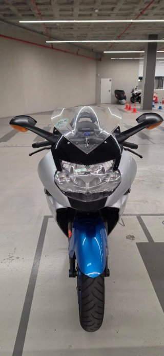 BMW K1200S Sportbike