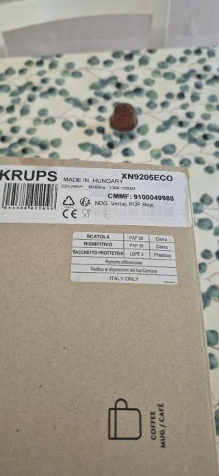 Cafetera Nespresso Vertuo Pop Krups Roja