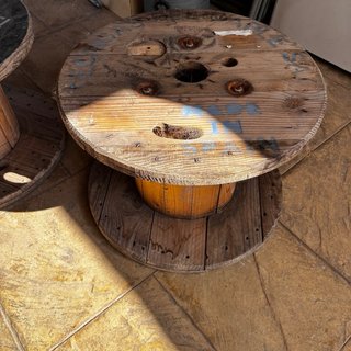 Bobinas de madera para mesa restaurar
