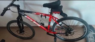 Bicicleta BH Roja y Negra