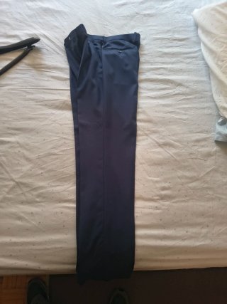 Traje azul marino