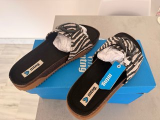 Sandalias MTNG Talla 37 Mujer SIN ESTRENAR