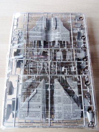 JAS-39D GRIPEN TWIN SEATER MAQUETA ITALERI 1/48