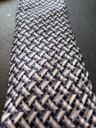 Corbata 100% SEDA azul blanca gris €negociable