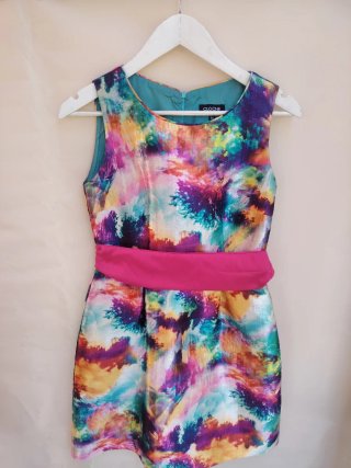 Vestido fiesta corto multicolor Talla 40