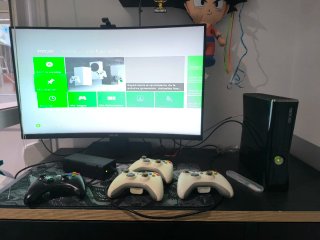 Xbox 360 + Kinect