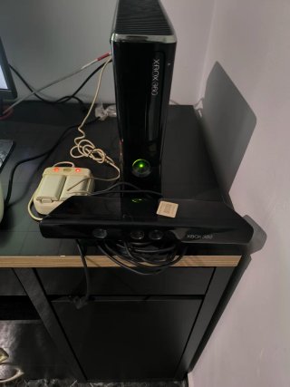 Xbox 360 + Kinect