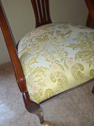 Mesa de comedor y 6 sillas