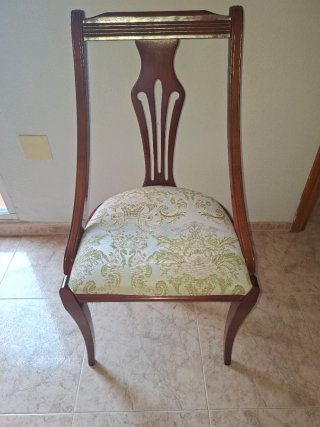Mesa de comedor y 6 sillas