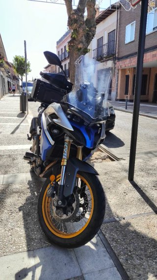 Muchos Extras! Voge 525DSX Azul/Plata