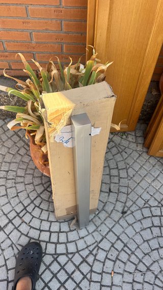 Pack puertas madera + patas mesa cocina