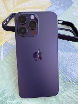 iPhone 14 Pro Max Morado