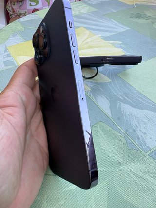 iPhone 14 Pro Max Morado