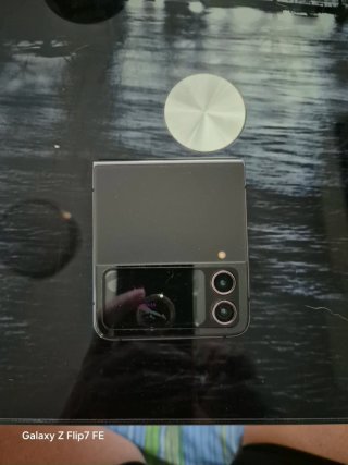 Samsung Galaxy Z Flip4 128 GB Gris/Graphite + Caja