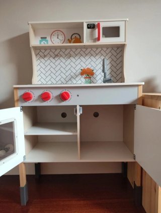 Cocinita infantil de madera