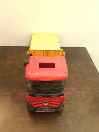 Camion Mercedes Bruder Grande