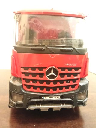 Camion Mercedes Bruder Grande