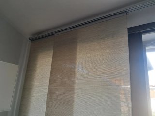 5 Paneles japoneses IKEA FÖNSTERVIVA beige y barra