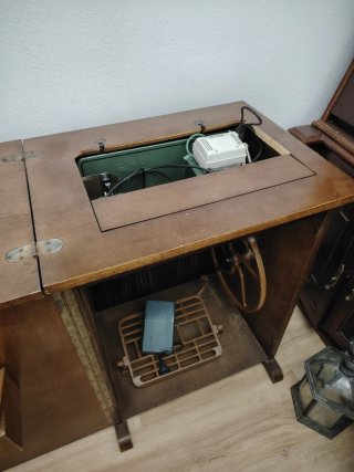 Máquina de coser Refrey 427