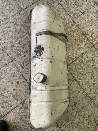 Depósito Gasolina Seat 600