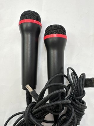 Videojuego Wii La Voz Vol.3 + 2 Microfonos